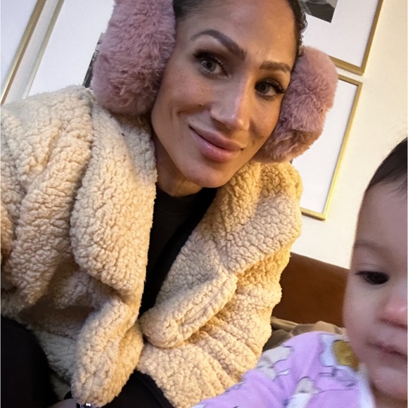 Posh Ambassador Adaline Grace   (Never Give Up JJ) - Picture 8 of 15